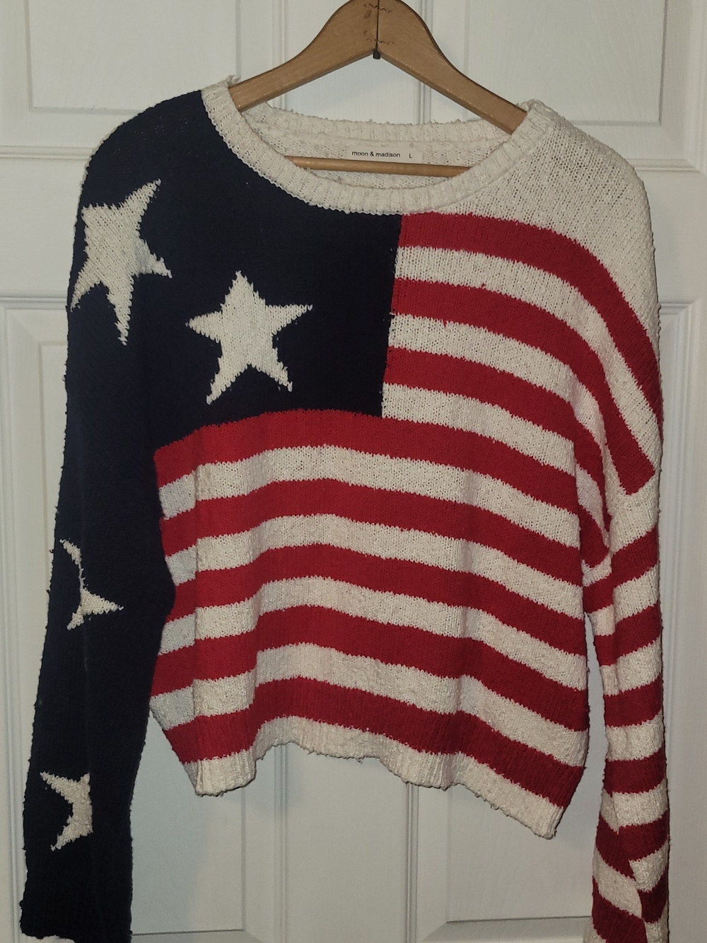 moon & madison Red, White & Navy Star Striped Crewneck Sweater